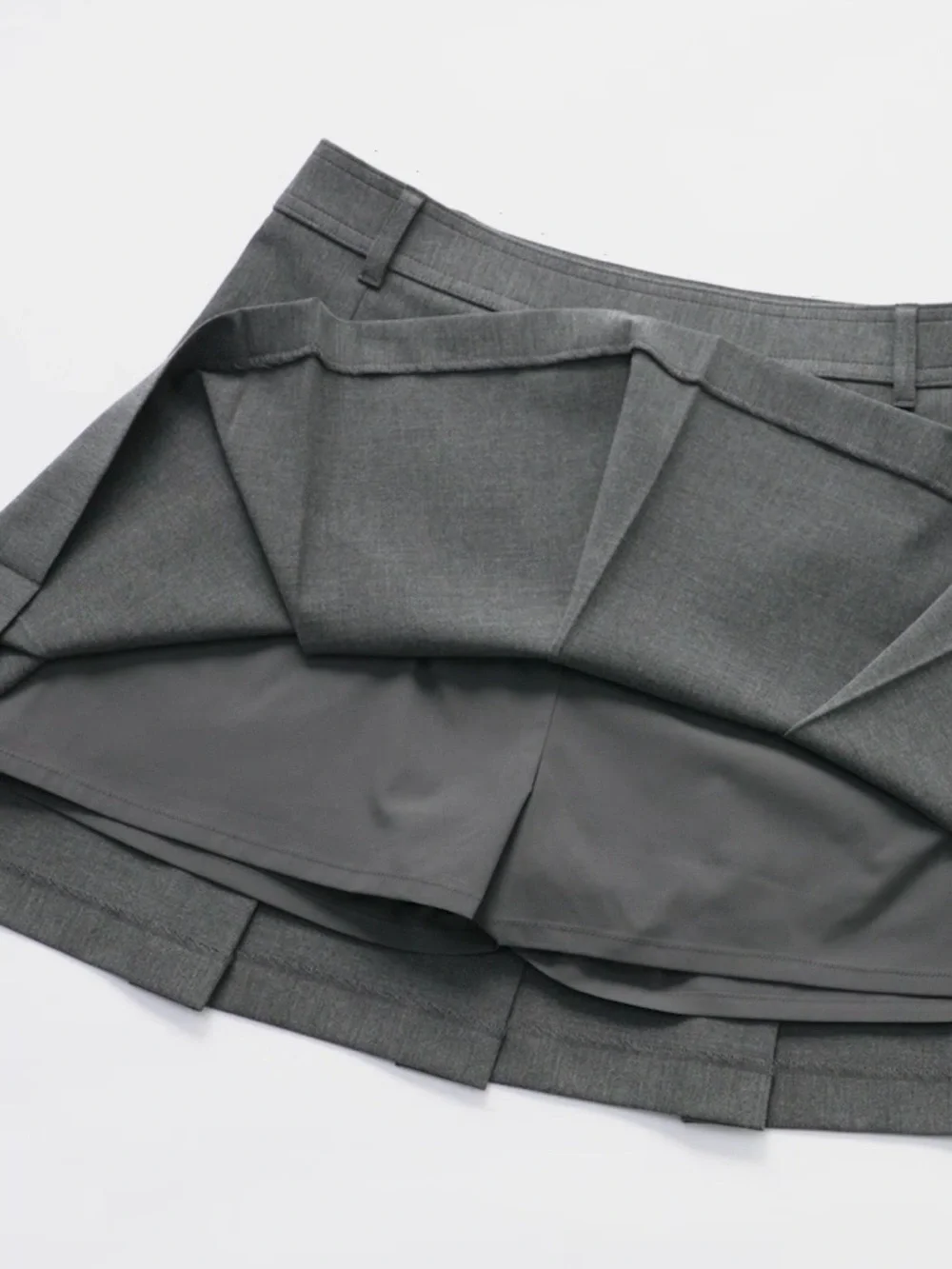 Uniqlo tailored pleated